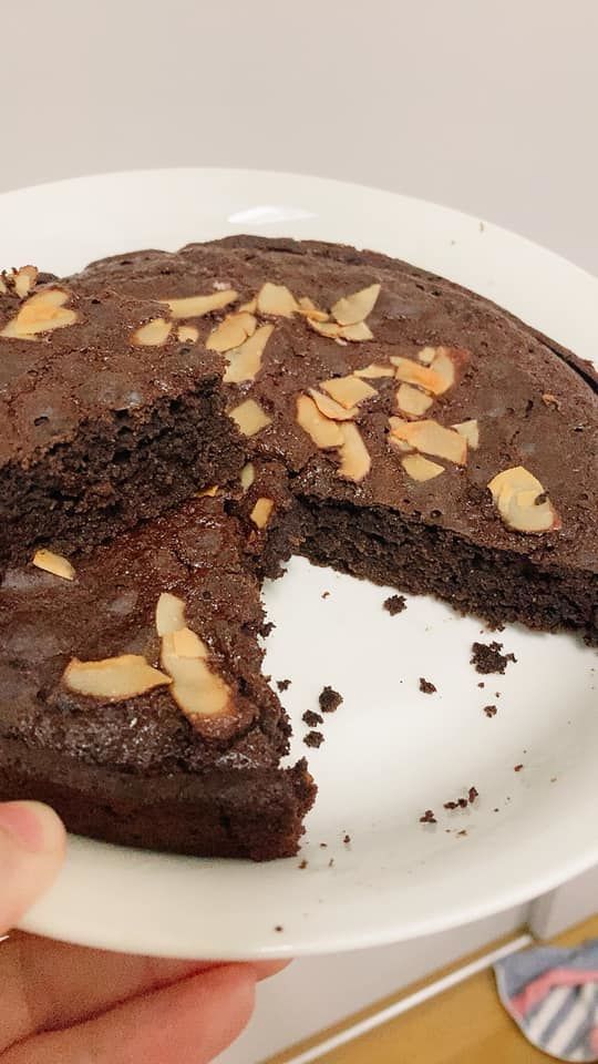 244714419_1701534210036949_1..