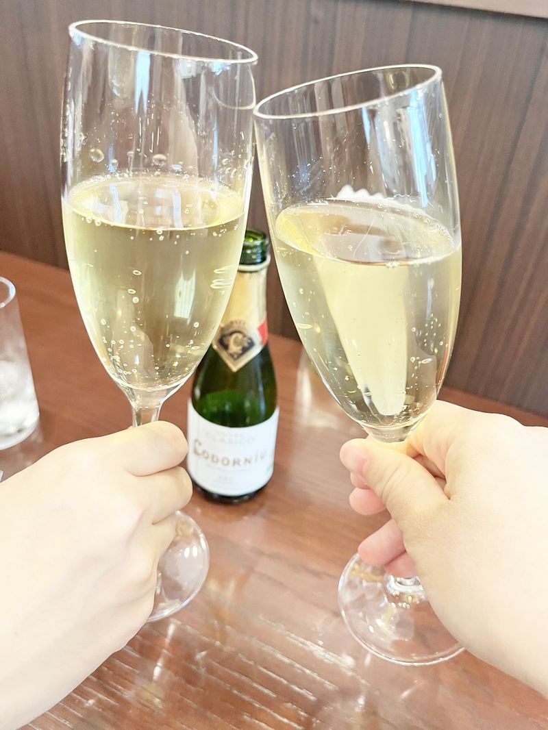 BF0A6FB8-8AA8-4EBF-B9DD-84F5..